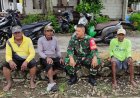 Babinsa Koramil 07/Gajah Komsos Dengan Warga dan Pantau Wilayah Binaan